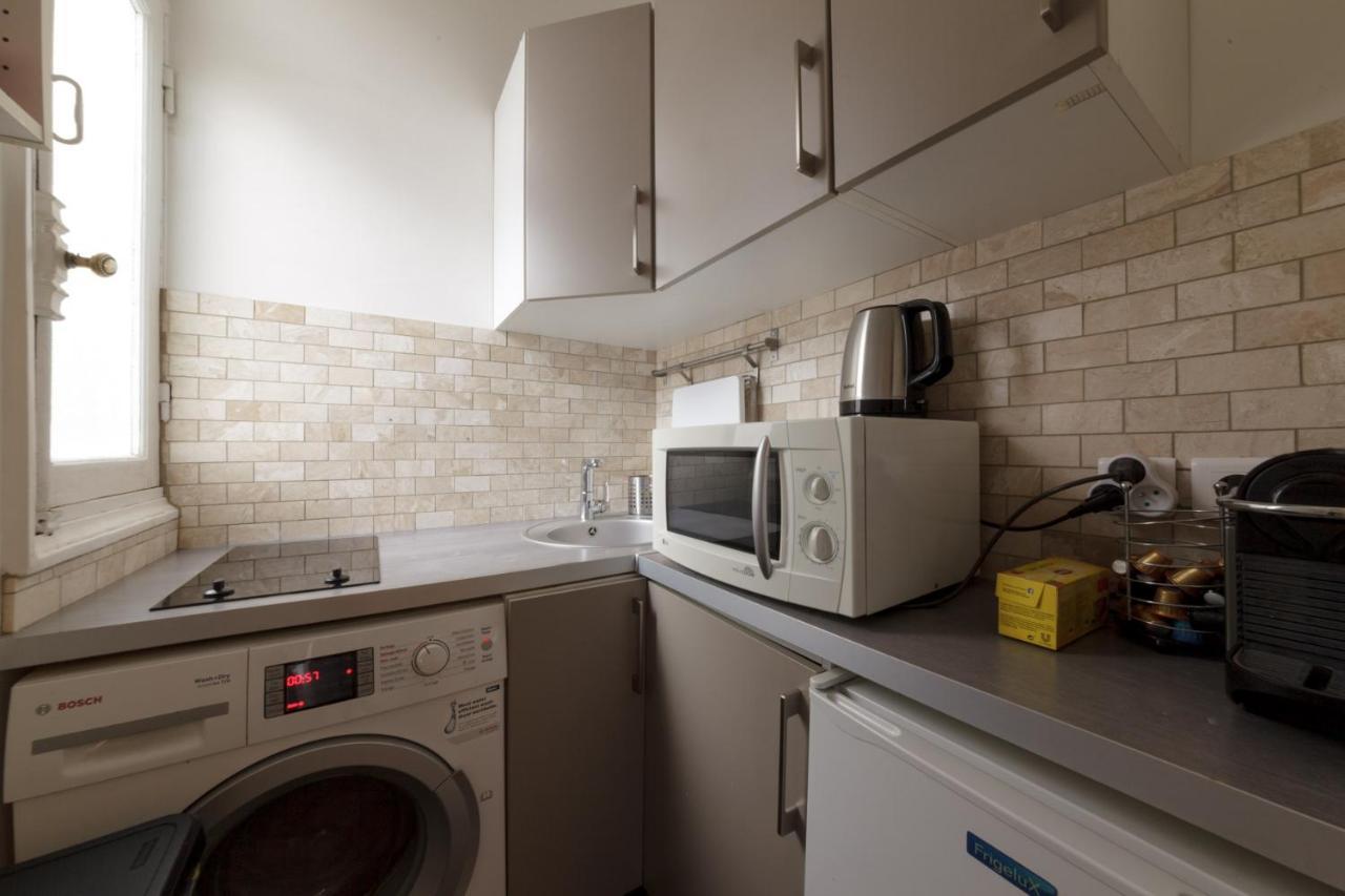 Private - Avenue Des Champs-elysees Apartment Paris